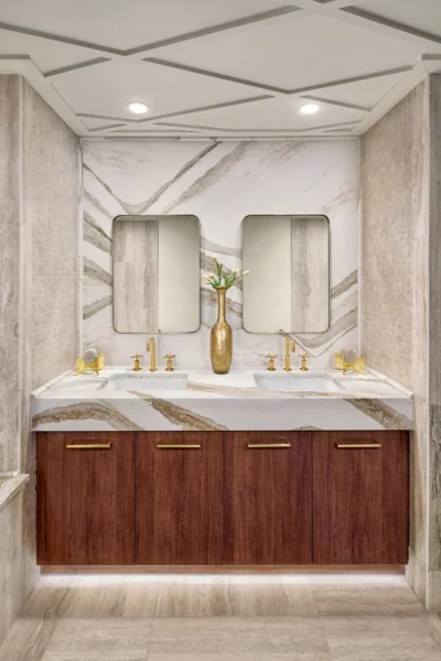 Cambria Brittanicca Gold Warm quartz application